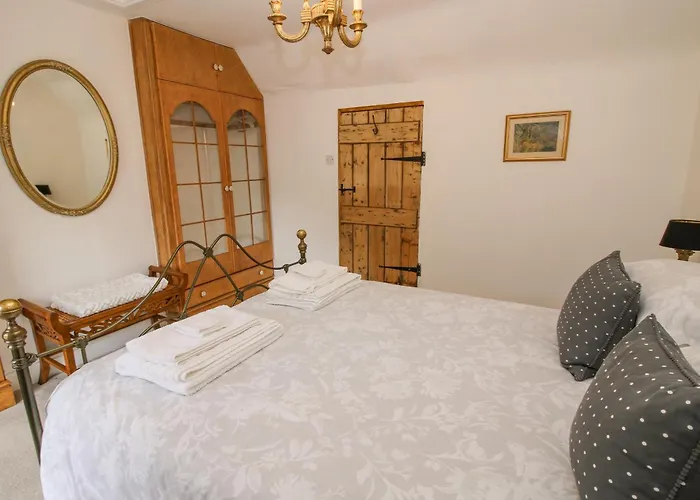 Queens Cottage